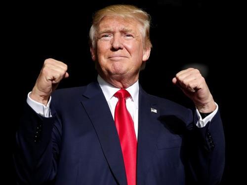 Thị trường toàn cầu “đảo lộn” khi Trump đắc cử Tổng thống Mỹ