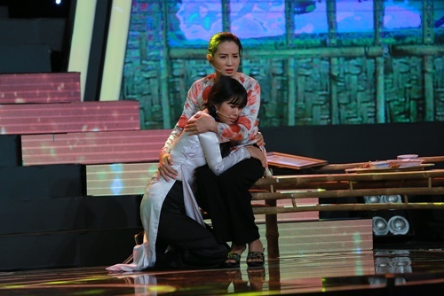 Lê Phương khiến giám khảo Quang Minh bật khóc trên truyền hình