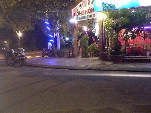 Quảng Nam: Thanh niên đâm chết người trong quán nhậu ra đầu thú