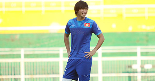 Tuấn Anh đã ra sân tập trở lại cùng ĐTQG Việt Nam