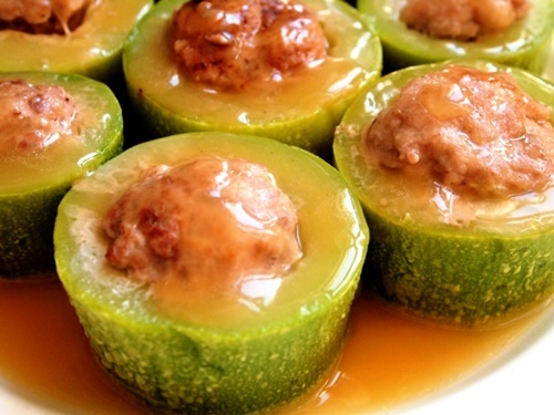 Bí ngòi nhồi thịt – món ăn thanh mát chống háo nước ngon tuyệt