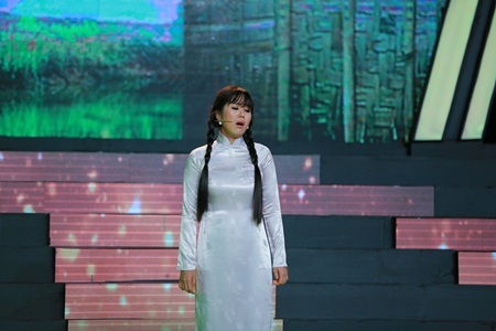 Bạn trai lần đầu lên tiếng sau khi Lê Phương bị loại