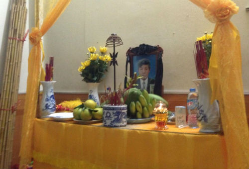 Rớt nước mắt thương người tật nguyền tử vong vì nổ bốt điện