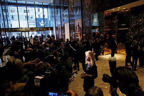 Cuộc gặp kỳ lạ giữa Tổng thống đắc cử Trump và truyền thông Mỹ