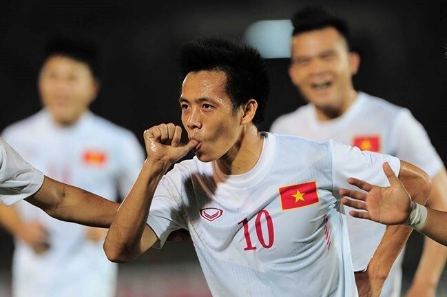 Trào lưu ma-nơ-canh lan rộng ở AFF Cup