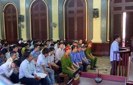 63 bị cáo trong đường dây đánh bạc hơn 600 tỷ hầu tòa