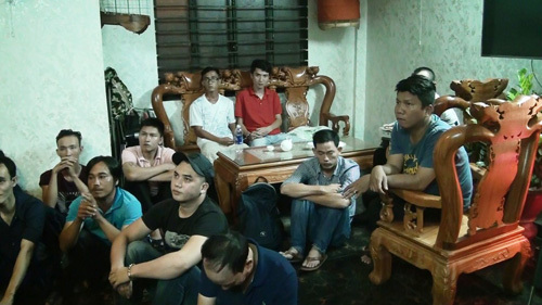 Đột kích sới bạc