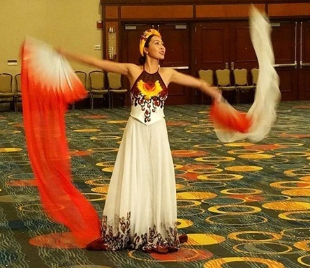 Diệu Ngọc bất ngờ thay đổi tiết mục thi Hoa hậu Tài năng vào phút chót