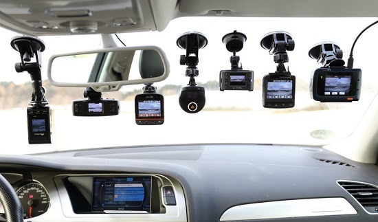 Có nhất thiết phải lắp đặt camera hành trình cho ô tô?