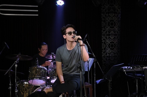 Quang Linh, Hà Anh Tuấn giản dị khớp nhạc trước