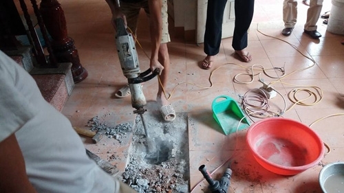 Xác định nguyên nhân nền nhà ở Long Biên nóng bất thường