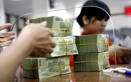 Thủ tướng yêu cầu điều tra thủ phạm phao tin đồn đổi tiền