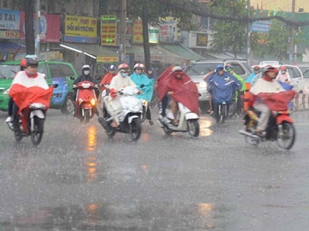 Dự báo thời tiết hôm nay 16/12: Mưa lớn diện rộng ở Trung Bộ