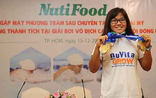 Nutifood thưởng 2000 USD cho Phương Trâm sau giải vô địch nhóm tuổi Đông Nam Á