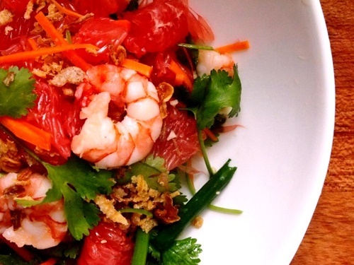 Salad tôm bưởi – vừa ngon lại vừa giảm cân giữ dáng