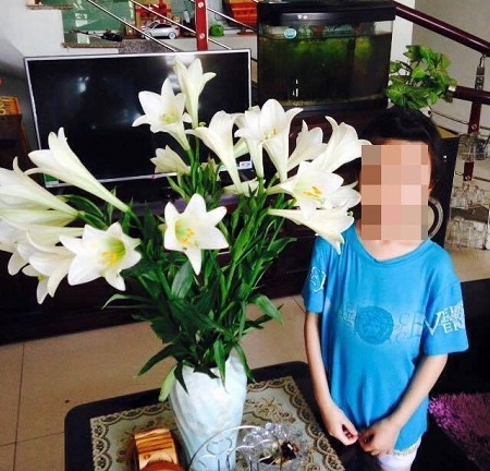 Quảng Ninh: Học sinh lớp 4 bị bạn dùng bút chọc thủng mắt ở trường