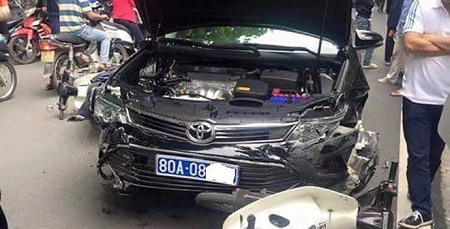 Đề xuất xóa xe biển xanh, biển đỏ