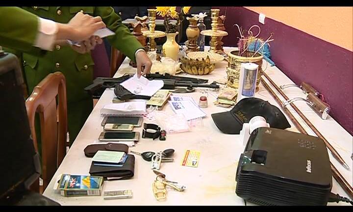 Bắt quả tang 9 đối tượng sử dụng trái phép chất ma túy