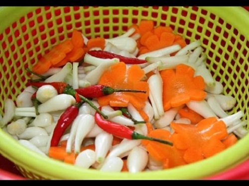 Cách làm kiệu chua ngọt cho ngày Tết