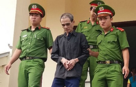 Hiếp dâm cháu ruột,