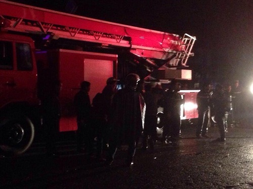 Huế: Cửa hàng xe đạp bốc hỏa trong đêm, cả khu phố hoảng loạn