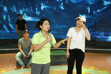 Học trò Thanh Thủy bể đầu vì hăng say tập luyện