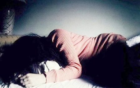 Bị chồng đánh vì nghiện rượu, vợ uống thuốc sâu quyên sinh