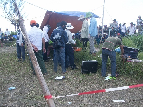 Chồng đâm vợ tử vong rồi tự tử sau khi ly thân