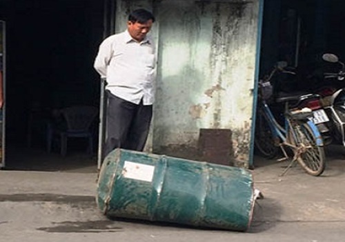 Nổ thùng phuy, người đàn ông 60 tuổi văng xa 10m tử vong
