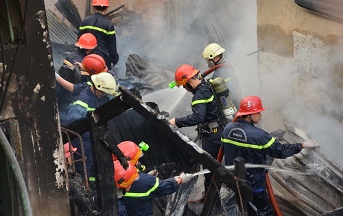 Cảnh sát PCCC TP HCM đề xuất dùng trực thăng quân đội chữa cháy nhà cao tầng