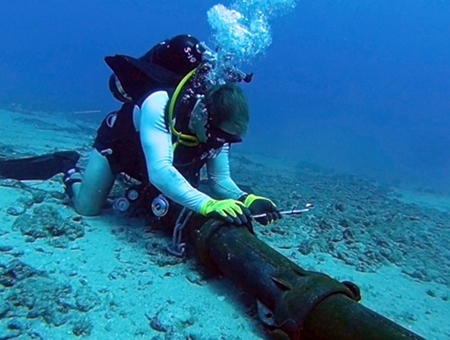 Gần Tết Nguyên đán mới sửa xong cáp quang AAG