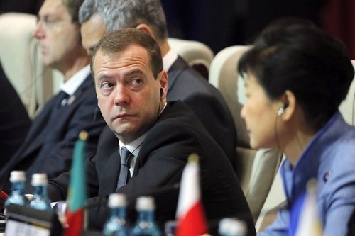 Thủ tướng Nga Medvedev tái đắc cử Chủ tịch đảng Nước Nga thống nhất