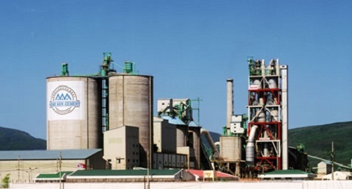 Nam công nhân tử vong do bị cuốn vào băng chuyền