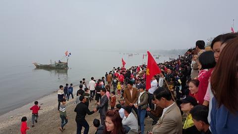 Nghệ An: Tưng bừng lễ hội đua thuyền đầu năm