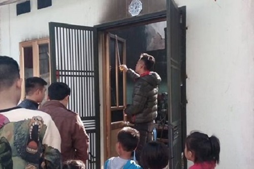 Hỏa hoạn từ thắp nhang khiến một người đàn ông nhập viện