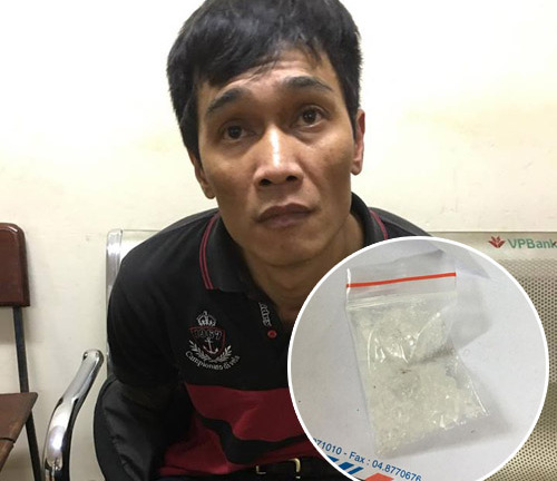 Hà Nội: Phi tang ma túy qua… ống quần nhưng vẫn bị bắt