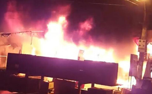 Hỏa hoạn thiêu rụi chợ huyện giữa đêm, thiệt hại hơn 2 tỷ đồng