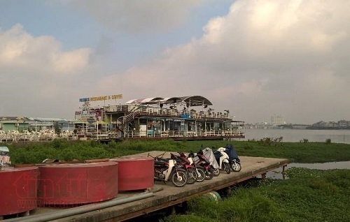 Ngày 2/3 sẽ di dời cưỡng chế những nhà nổi tại Hồ Tây