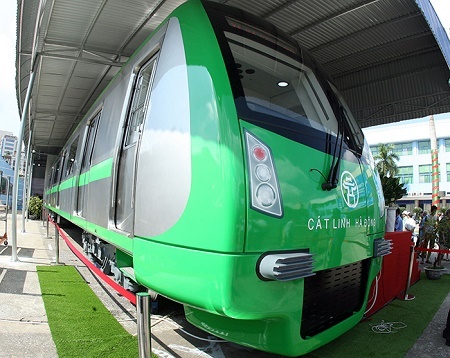 Vì sao không vận chuyển toa tàu đường sắt Cát Linh - Hà Đông theo đường cao tốc?