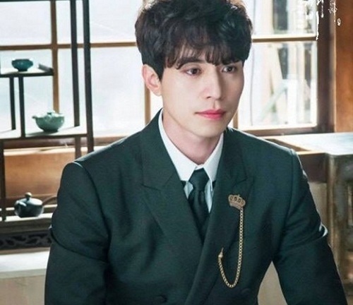 7 điều tuyệt vời về “Thần chết” Lee Dong Wook mà bạn chưa biết