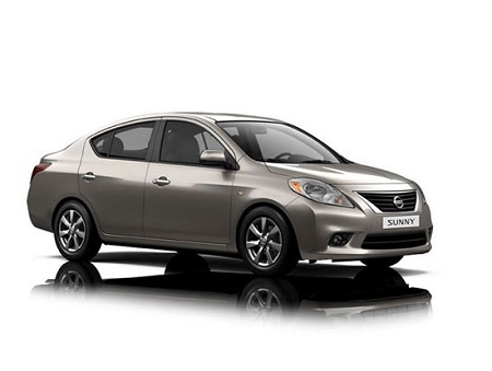 Những ngày đầu năm, Nissan Sunny bất ngờ giảm giá mạnh