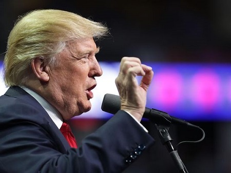 Tổng thống Trump hoãn ban hành sắc lệnh nhập cư mới tới tuần sau