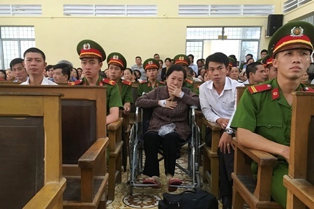 Hoãn phiên tòa xét xử 7 đại gia thủy sản chiếm đoạt hơn 1.000 tỷ đồng