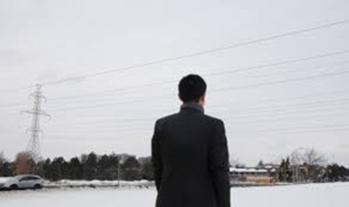 Vợ cả mất, nghe lời vợ hai đuổi con gái 10 tuổi đi và nỗi đau sau 15 năm