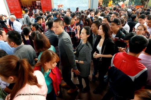 Những sao Việt làm 