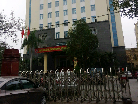 Đình chỉ công tác Phó chi cục Bảo vệ môi trường bị tố