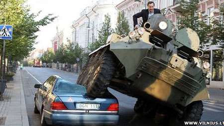 Dân mạng chia sẻ chóng mặt clip