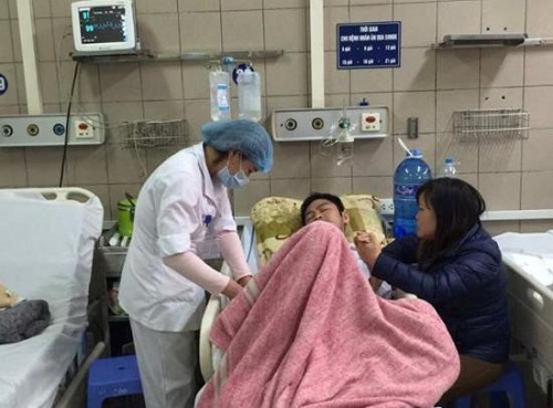 Hầu như ngày nào Thủ đô cũng có người cấp cứu vì rượu độc?