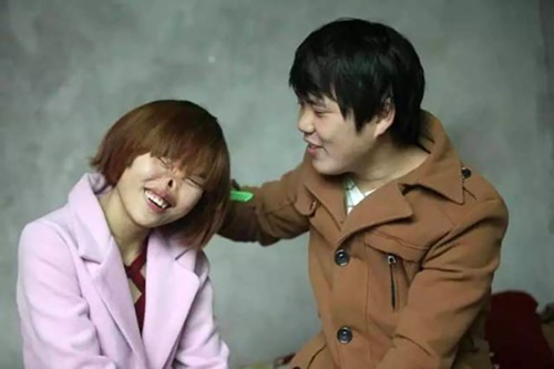 Cô gái có gương mặt dị dạng do bị chuột cắn giờ đã tìm được tình yêu