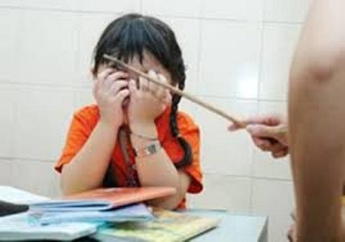 Lời trần tình của giáo viên tiểu học dùng thước đánh 23 học sinh